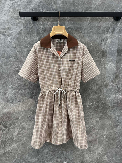 NEW Classic plaid embroidered logo contrasting lapel retro plaid shirt dress with age-reducing temperament