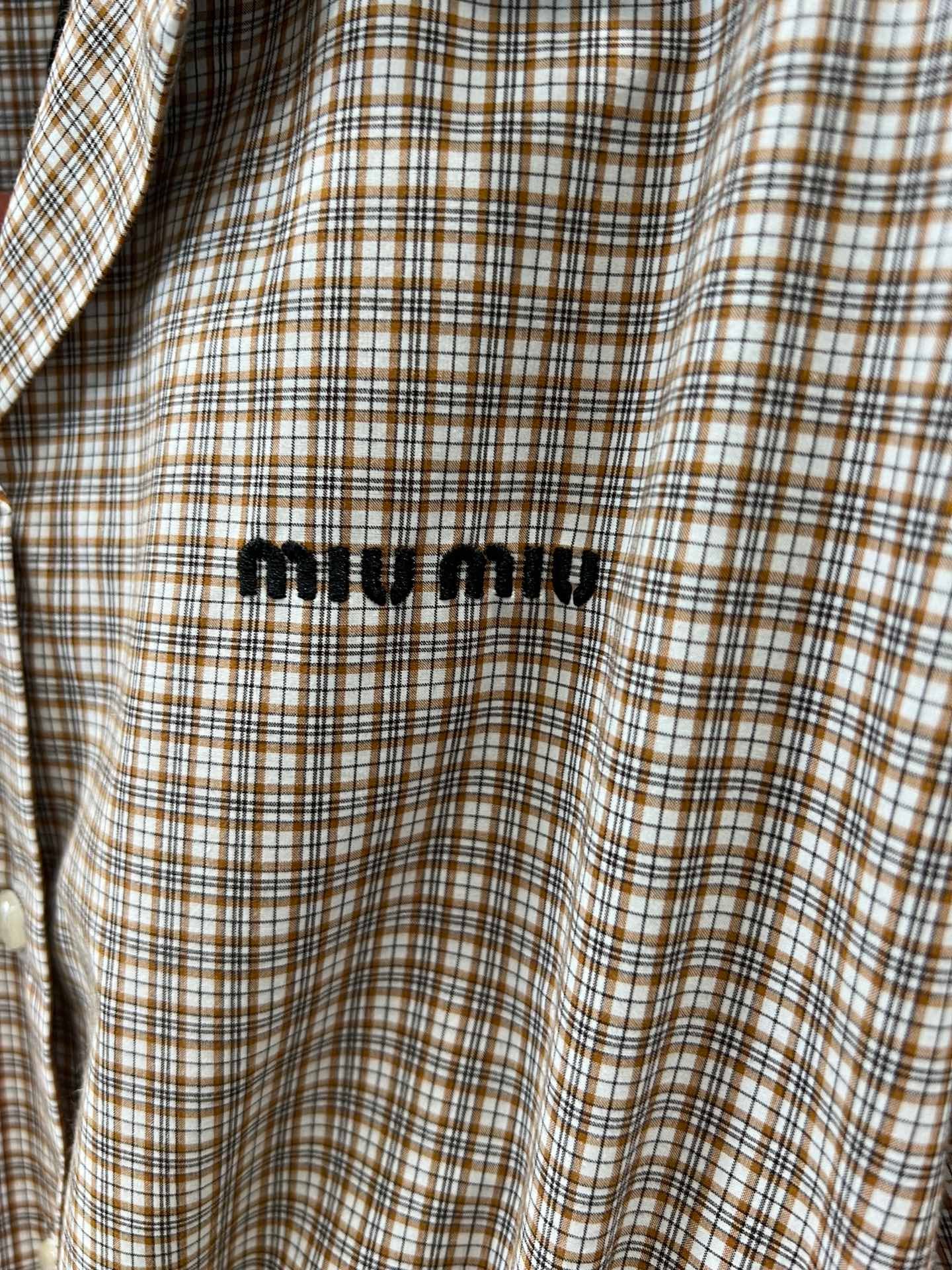NEW Classic plaid embroidered logo contrasting lapel retro plaid shirt dress with age-reducing temperament