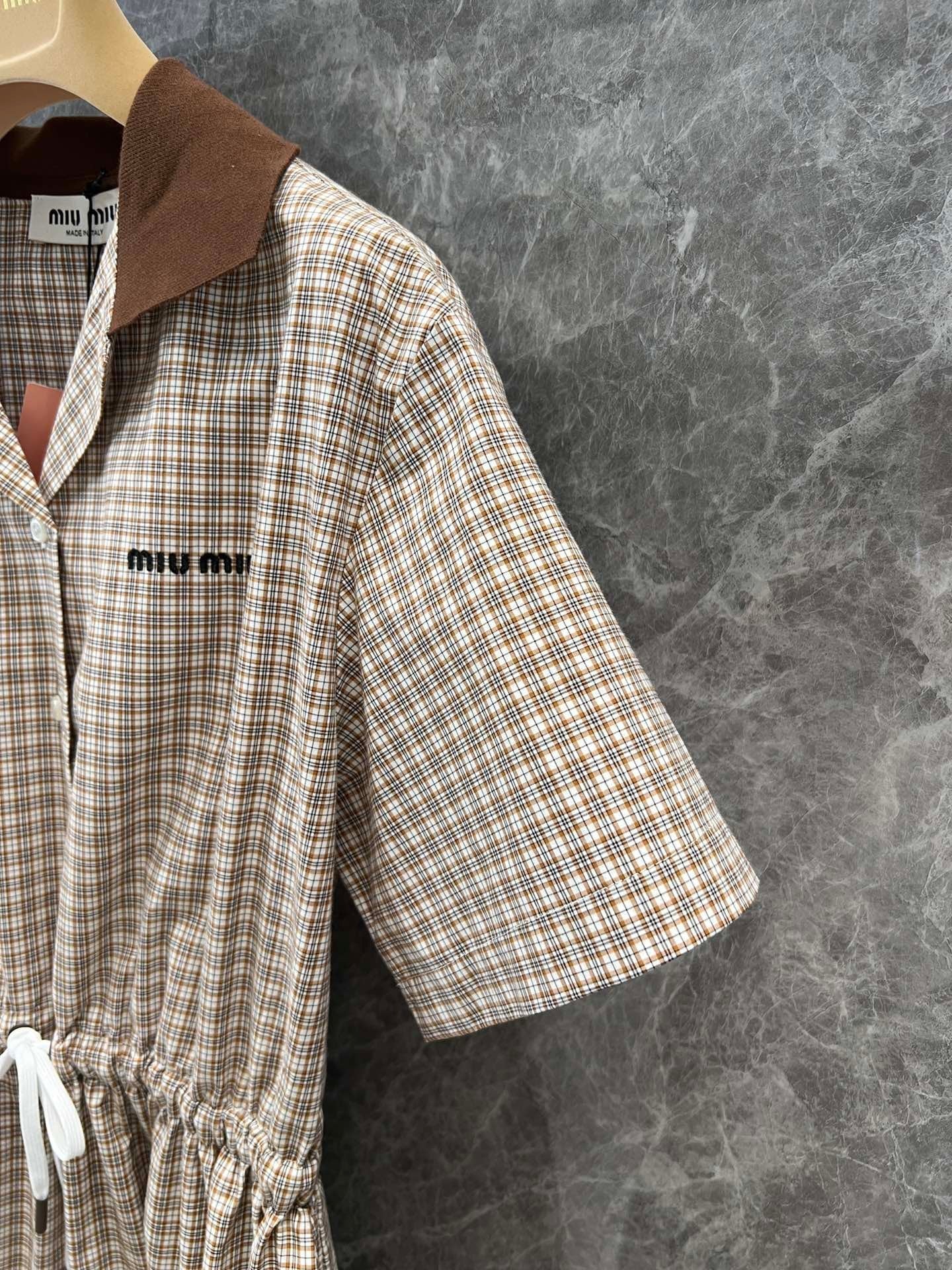 NEW Classic plaid embroidered logo contrasting lapel retro plaid shirt dress with age-reducing temperament